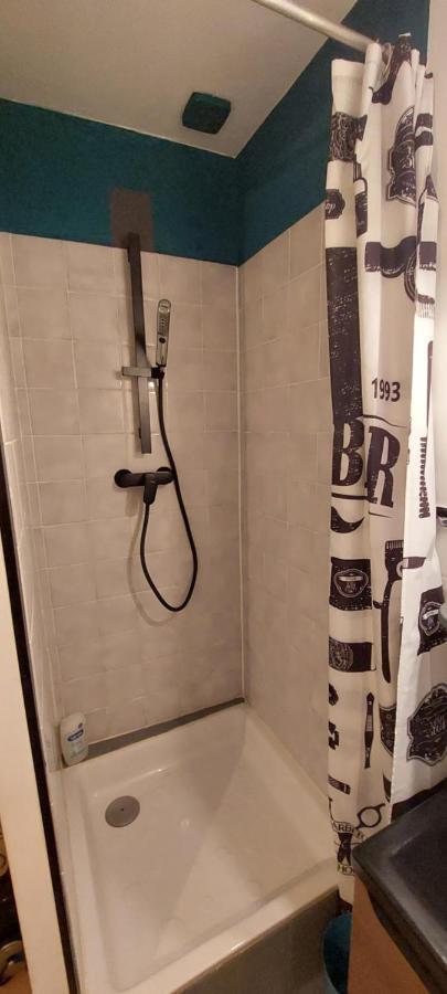 Appartement Beau Tres Calme, 5' Du Centre A L'interieur D'une Maison